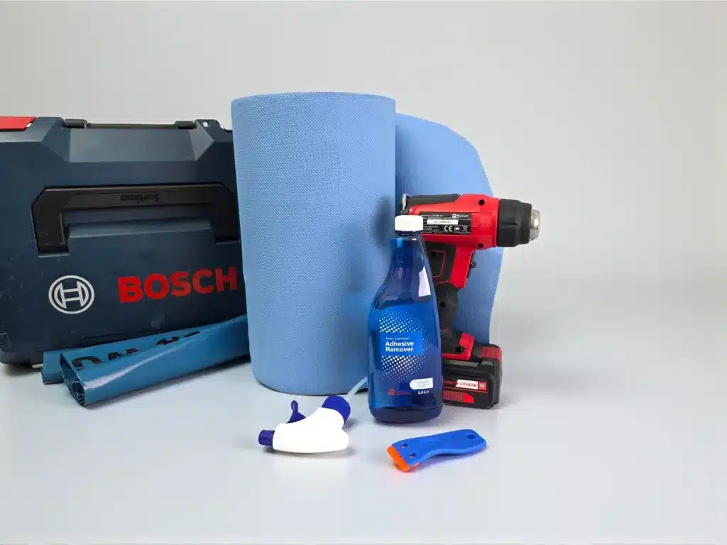 Werkzeugset für Folienentfernung: Heißluftpistole, Reiniger, Folie, Rakel, Bosch-Koffer – optimal für Car Wrapping & Beschriftung